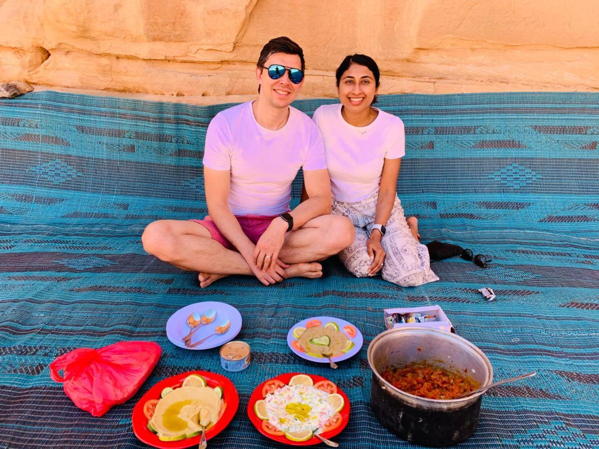 Wadi Rum Local Guide المظهر الخارجي الصورة