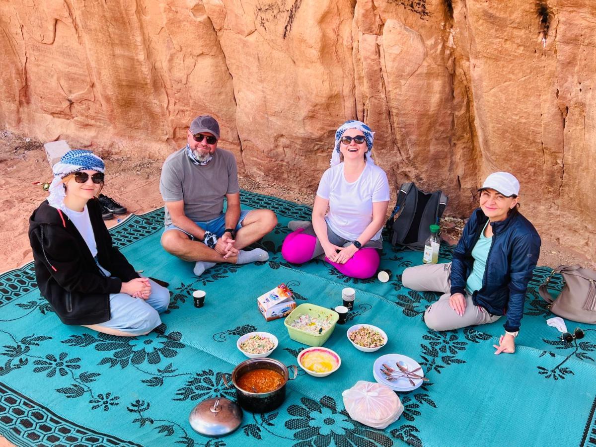 Wadi Rum Local Guide المظهر الخارجي الصورة
